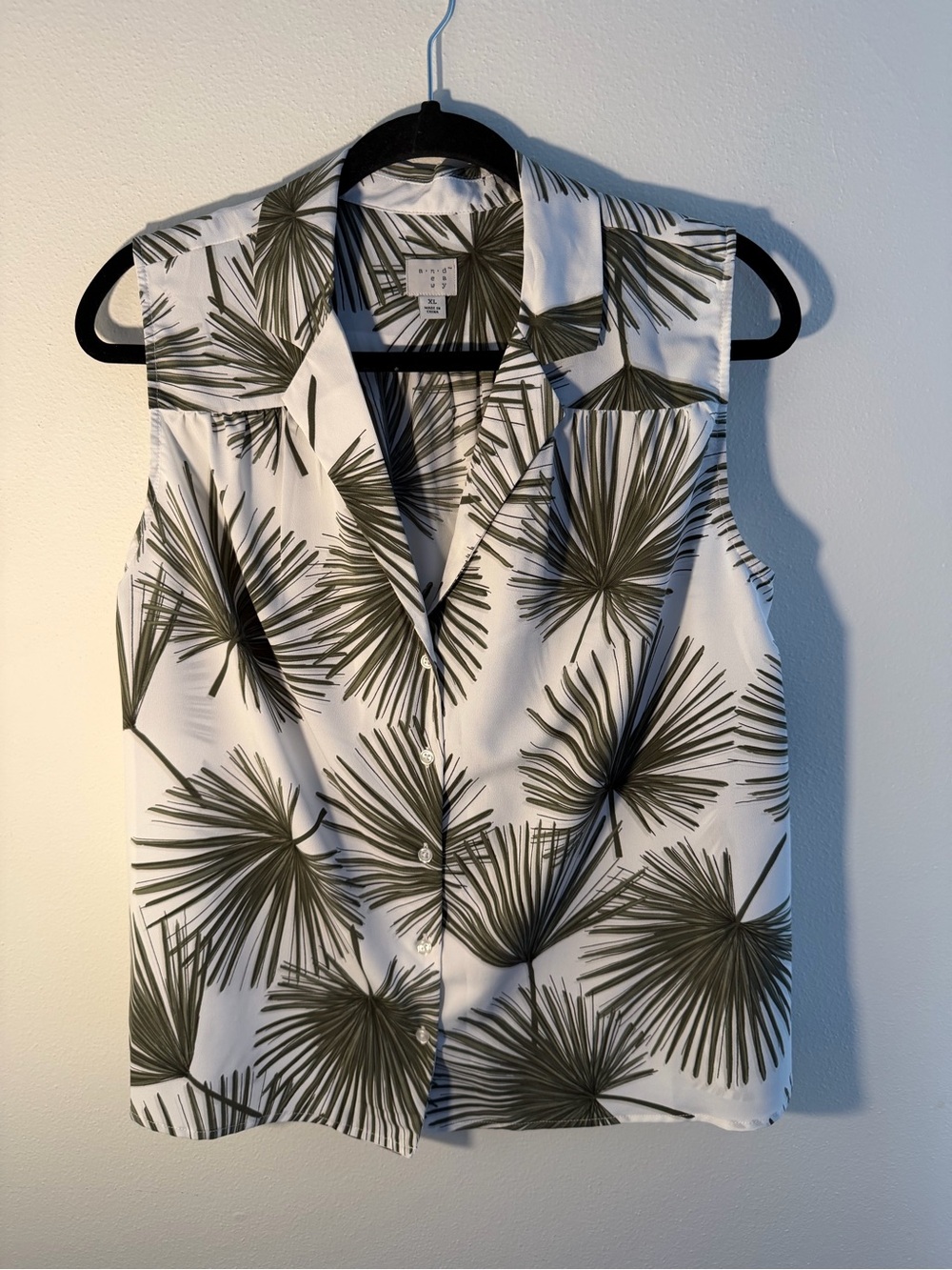 a new day Olive Palm Print Sleeveless Button-Down Top on White